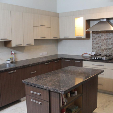 Kitchen in 3 BHK Builder Floor at Unitech South City 1, South City 1 – for Rent