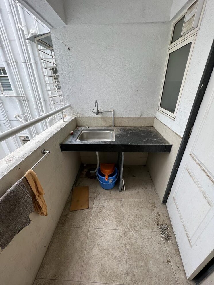 Kitchen, arv-new-town 3 Bedroom 842 Sq.Ft. Apartment In Pisoli Pune 9292944