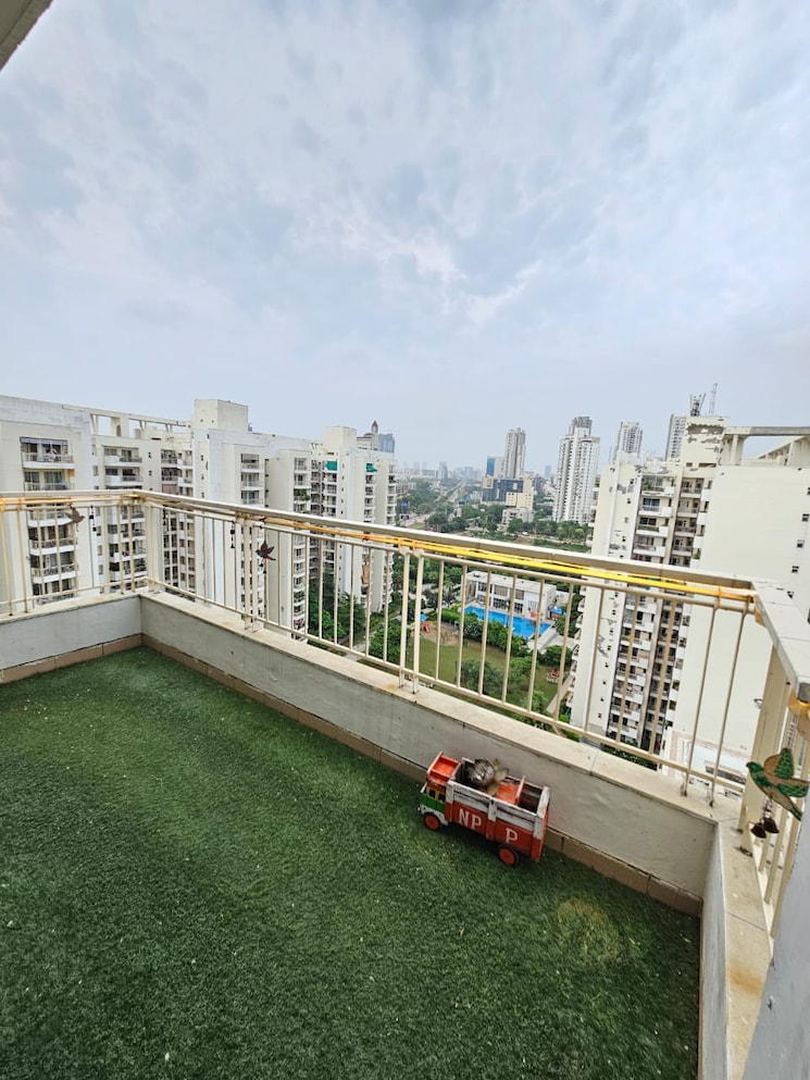 Balcony, bestech-park-view-spa-next 3 Bedroom 1935 Sq.Ft. Apartment In Sector 67 Gurgaon 9292978