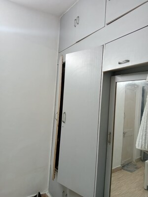 Building Lobby in 2 BHK Apartment at RWA Apartments Sector 39, Sector 39 – for Rent