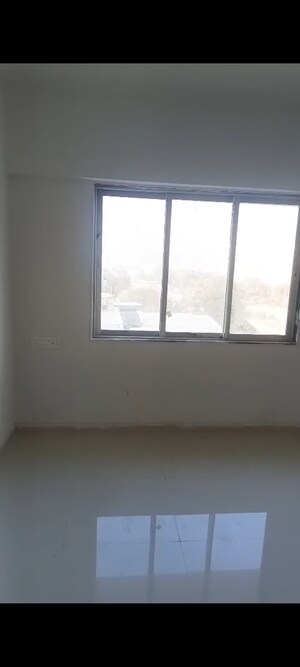 Room in 1 BHK Apartment at Olympia Tower, Jacob Circle – for Sale