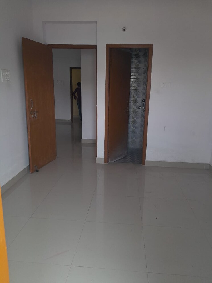 Room, lowadih 3 Bedroom 1400 Sq.Ft. Apartment In Lowadih Ranchi 9293004