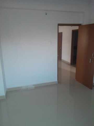 Room in 3 BHK Apartment at Lowadih – for Rent