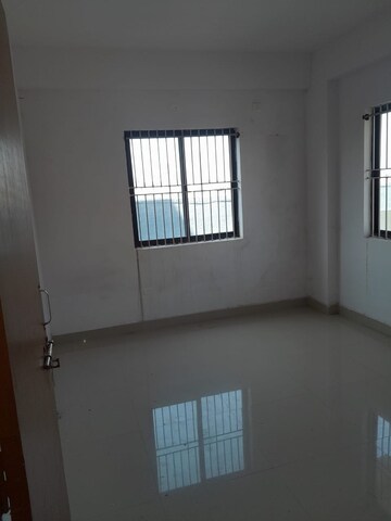 Room in 3 BHK Apartment at Lowadih – for Rent