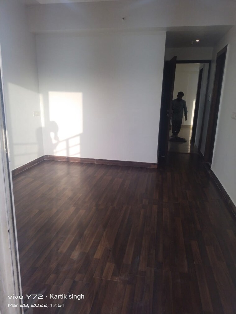 Room, sector 168 3.5 Bedroom 1625 Sq.Ft. Apartment In Sector 168 Noida 9293016