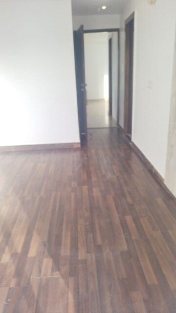 Room in 3.5 BHK Apartment at Sector 168 – for Rent