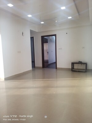 Room in 3.5 BHK Apartment at Sector 168 – for Rent