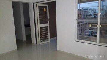 Room in 1 BHK Apartment at Sankla Satyam Niranjani, Hadapsar – for Rent