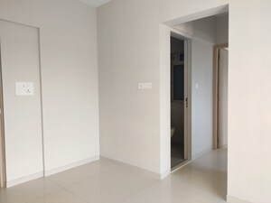 Room in 1.5 BHK Apartment at Sugee Atharva, Prabhadevi – for Sale