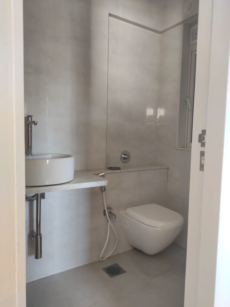 Bathroom, sugee-atharva 1.5 Bedroom 470 Sq.Ft. Apartment In Prabhadevi Mumbai 9293013