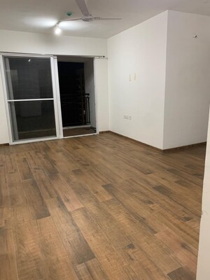 Room in 2.5 BHK Apartment at Unique K Town, Kiwale – for Rent