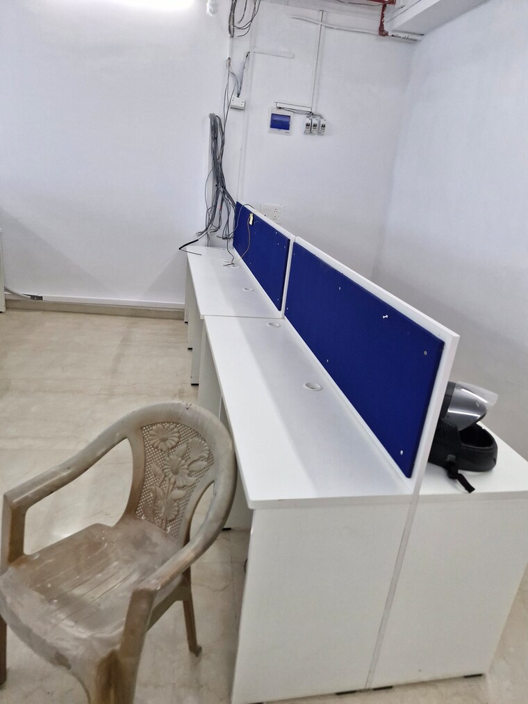 Team Area, n-rose-northern-hills Commercial Office Space 575 Sq.Ft. In Dahisar East Mumbai 9293091