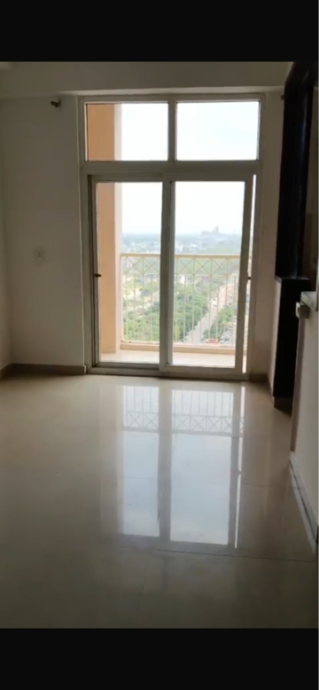 Room in 2.5 BHK Apartment at Arihant Arden, Sport City 1 – for Sale