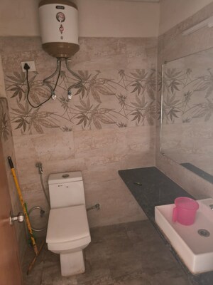 Master Bedroom in 1 BHK Apartment at Paramount Golfforeste, Zeta I Greater Noida – for Rent