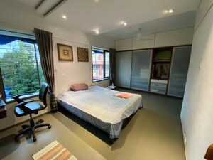 Bedroom in 2 BHK Apartment at Munna Villa, Mahim – for Sale