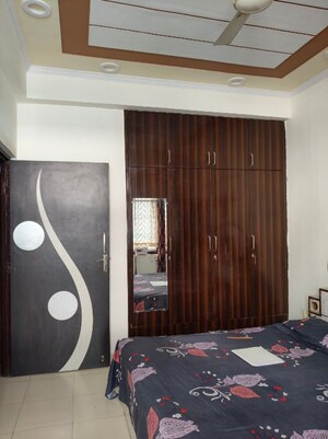 Room in 3 BHK Builder Floor at SRS Pearl Floors, Sector 88 – for Sale