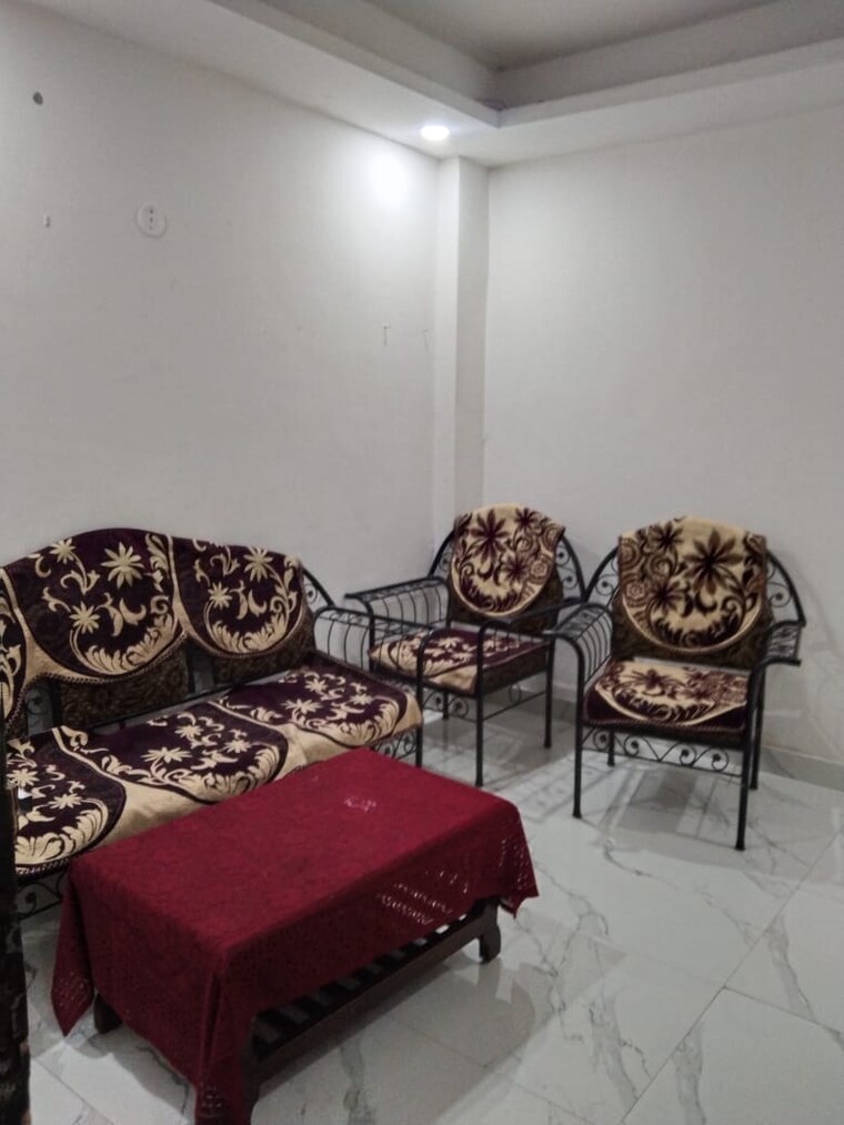 Living Room, saket 1 Bedroom 450 Sq.Ft. Builder Floor In Saket Delhi 9293138