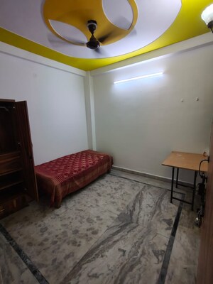 Bedroom in 1.5 BHK Builder Floor at Mayur Vihar 1 – for Rent