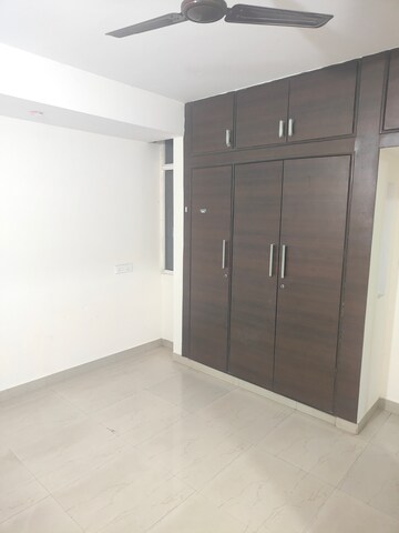 Room in 2 BHK Apartment at Jagadish Nagar – for Rent