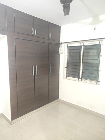 Room in 2 BHK Apartment at Jagadish Nagar – for Rent