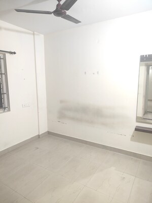 Room in 2 BHK Apartment at Jagadish Nagar – for Rent