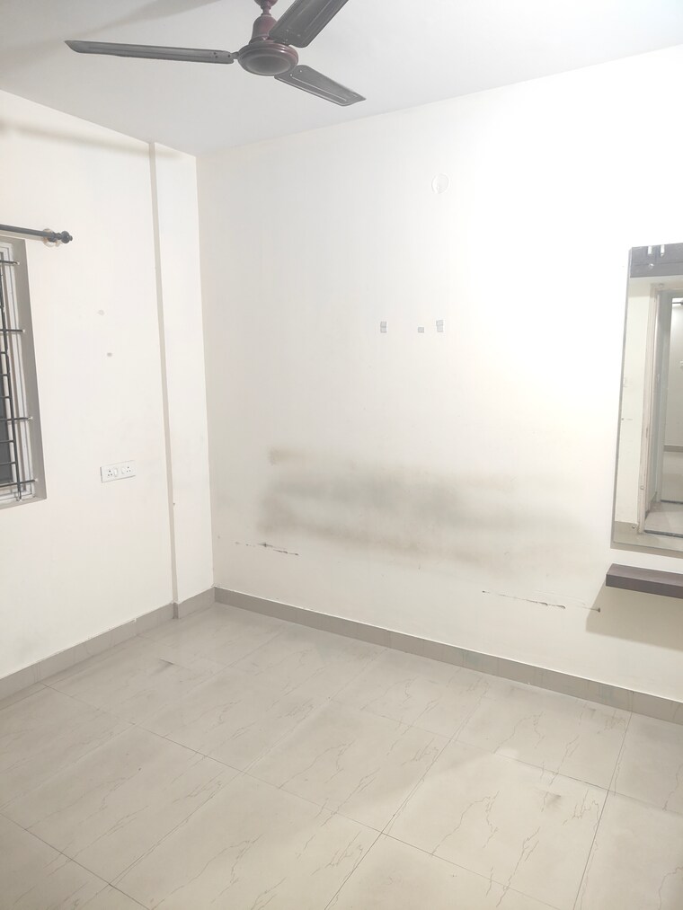 Room, jagadish nagar 2 Bedroom 1150 Sq.Ft. Apartment In Jagadish Nagar Bangalore 9293153