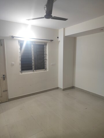Room in 2 BHK Apartment at Jagadish Nagar – for Rent