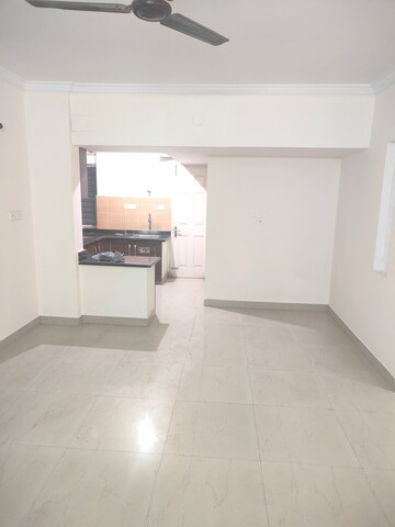 Room in 2 BHK Apartment at Jagadish Nagar – for Rent