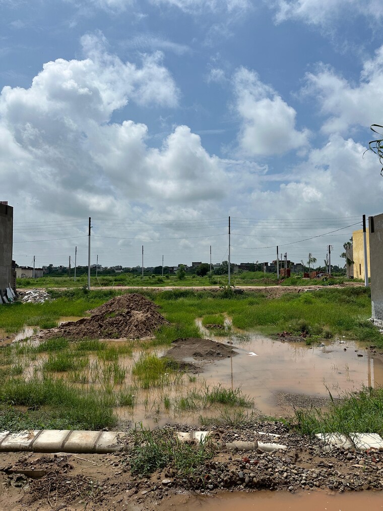 undefined, kharar  139 Sq.Yd. Plot In Kharar Mohali 9293150