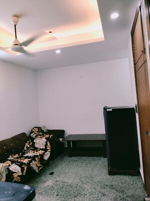 Bedroom in 1 BHK Builder Floor at Saket – for Rent