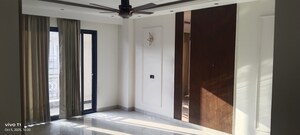 Building Lobby in 4 BHK Builder Floor at Ansal API Esencia, Sector 67 – for Rent