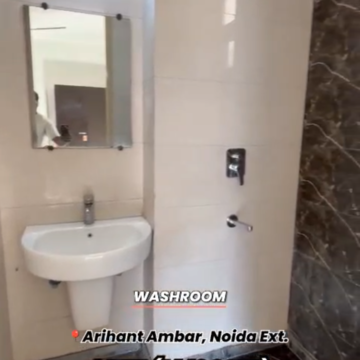 Bathroom in 3 BHK Apartment at Arihant Amber, Aimnabad – for Sale