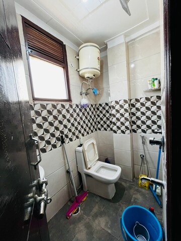 Master Bedroom in 2 BHK Builder Floor at Saket – for Rent