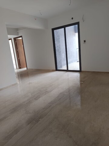 Room in 3 BHK Apartment at Goel Ganga Utopia, Bavdhan – for Rent