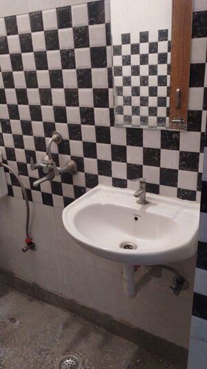 Bathroom in 1 BHK Builder Floor at Saket – for Rent