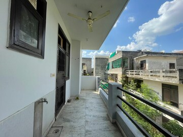 Balcony in 4 BHK Builder Floor at Green Fields Colony – for Rent