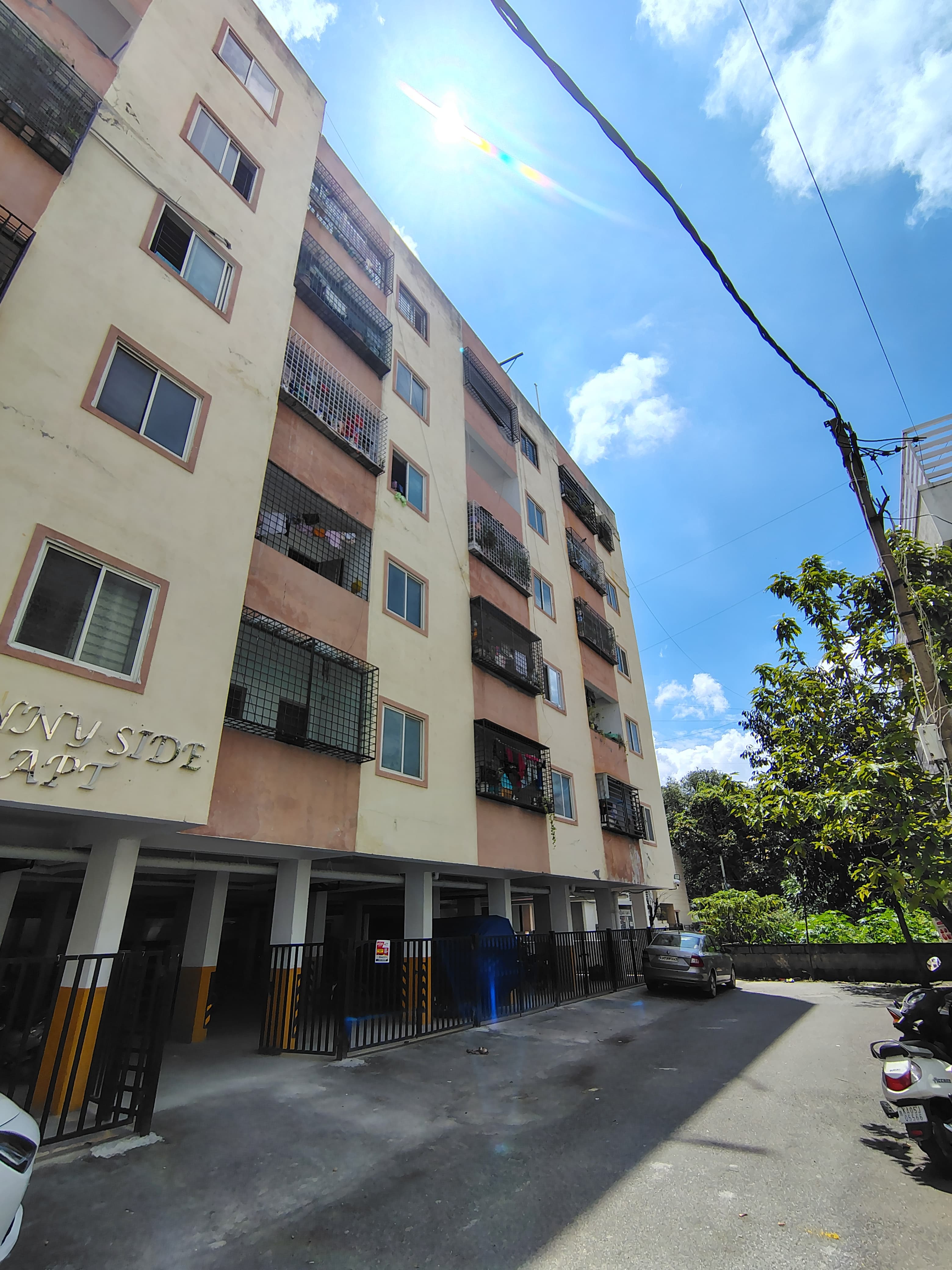 2 BHK + Pooja Room Apartment For Sale in Surath Sunny Side