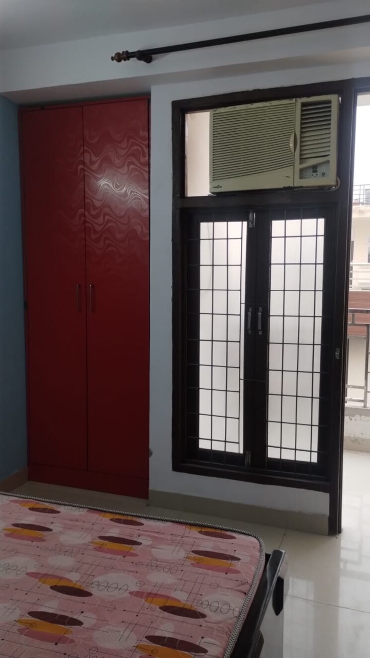 Room, saket 1 Bedroom 500 Sq.Ft. Builder Floor In Saket Delhi 9293238