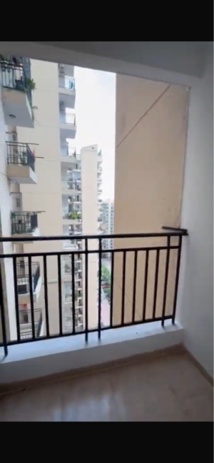 Staircase in 2.5 BHK Apartment at Nirala Estate, Amrapali Dream Valley – for Sale