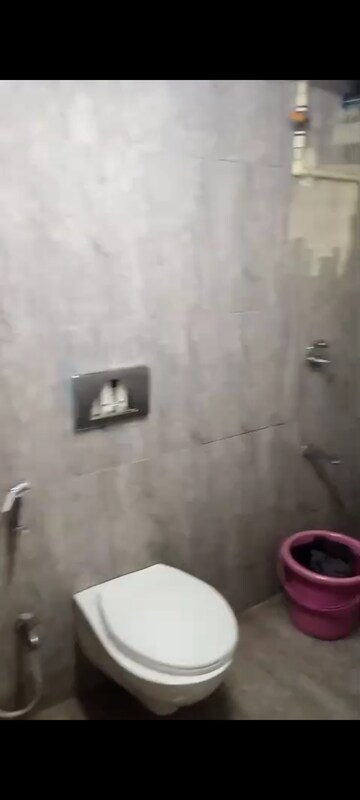 Bathroom in 1 BHK Apartment at Thakurdwar – for Rent