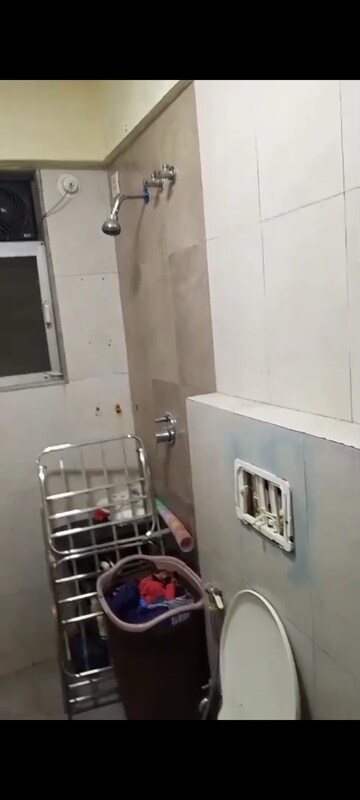 Furnished Amenities in 1 BHK Apartment at Thakurdwar – for Rent