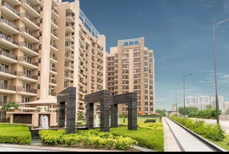 Exterior View, satya-the-hermitage 2 Bedroom 1450 Sq.Ft. Apartment In Sector 103 Gurgaon 9293246