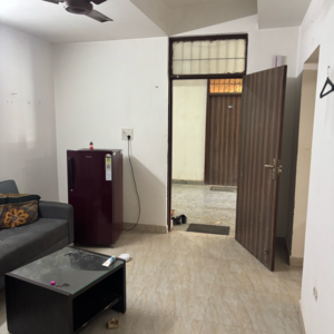 1 BHK Builder Floor For Rent in Ignou Road