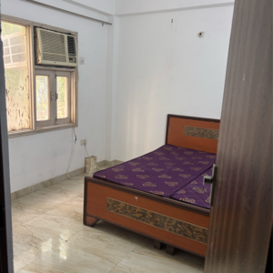 Bedroom in 1 BHK Builder Floor at Ignou Road – for Rent