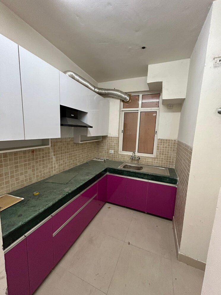 Kitchen, jaypee-greens-kosmos 2 Bedroom 936 Sq.Ft. Apartment In Sector 134 Noida 9293257