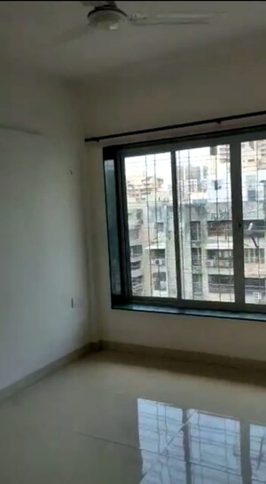 Room in 2 BHK Apartment at Andheri West – for Rent