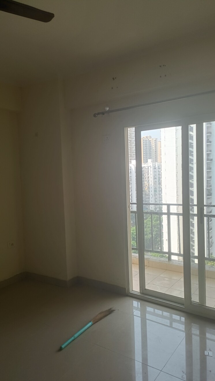 Room, gardenia-gateway 3 Bedroom 1595 Sq.Ft. Apartment In Sector 75 Noida 9293261