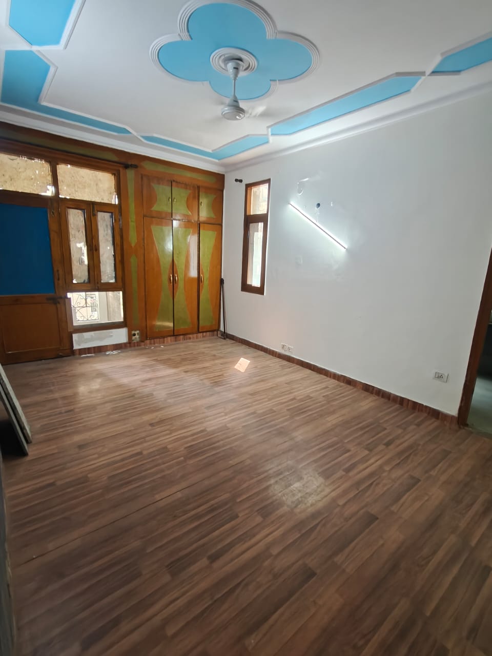 3 BHK Apartment For Rent in Crescent Apartment 