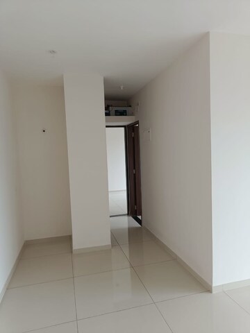 Room in 2 BHK Apartment at Yashwin Orizzonte, Kharadi – for Sale