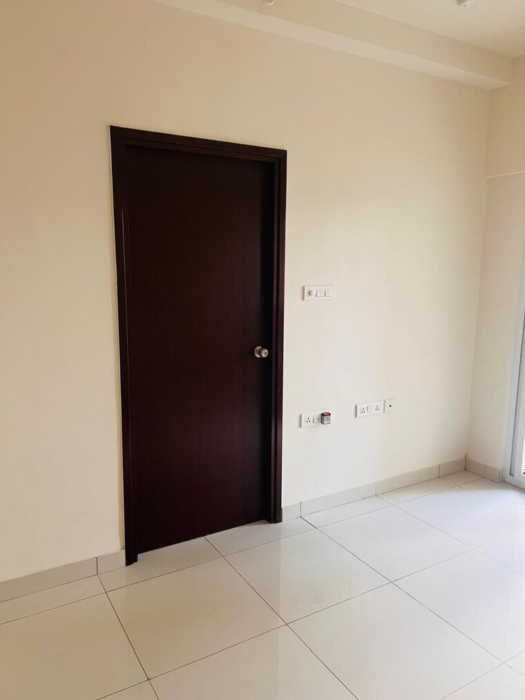 Room, puravankara-silversands 1 Bedroom 438 Sq.Ft. Apartment In Mundhwa Pune 9293293